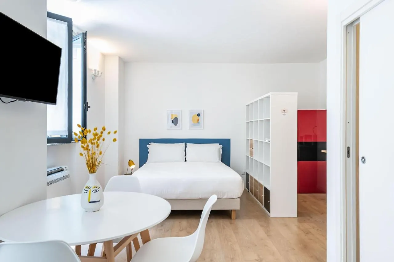Relstay - Porta Romana - Large Studio Milan